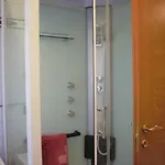 Dentro *
